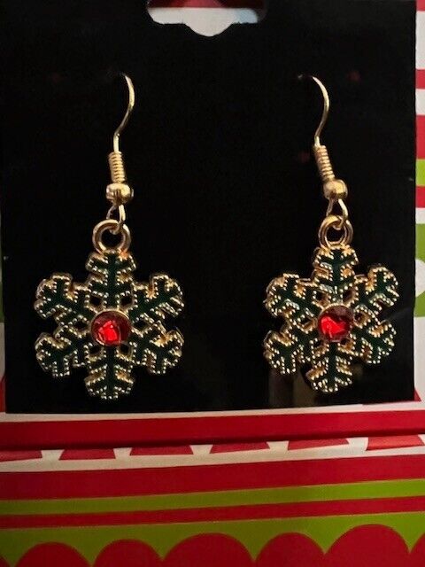 Christmas Earrings Goldtone Snow Flake