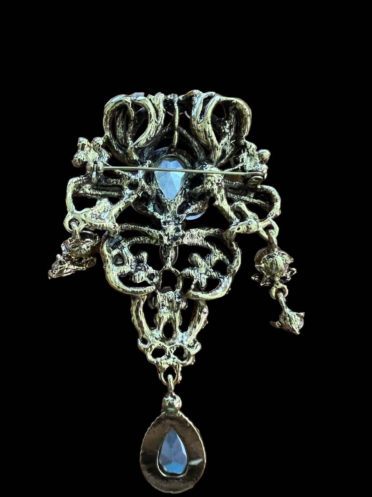 Fashion Jewelry Designer Style Cluster Pin Clear Rhinestones Big & Bold