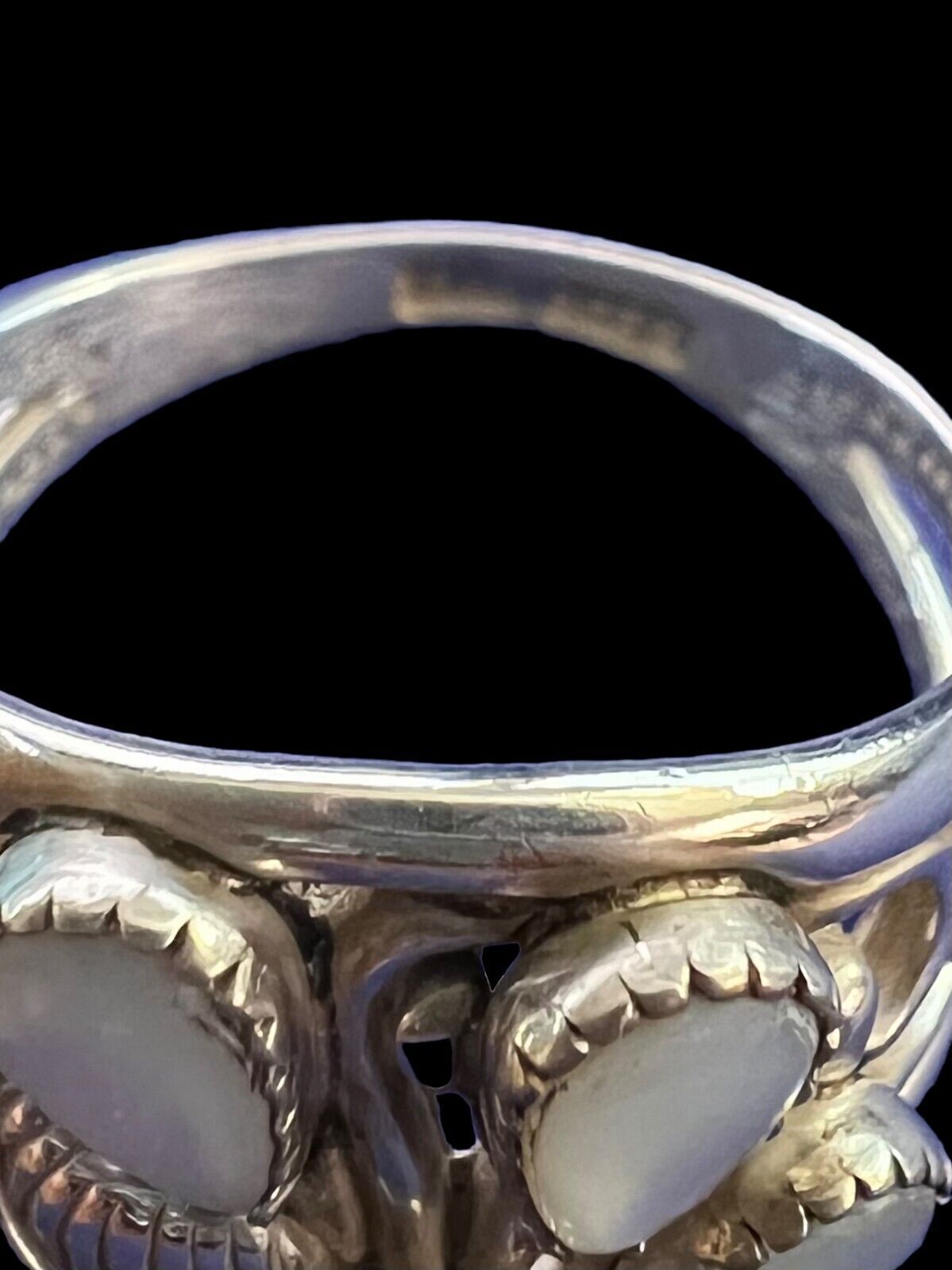 Sterling Silver Ring w/Mother of Pearl Stones