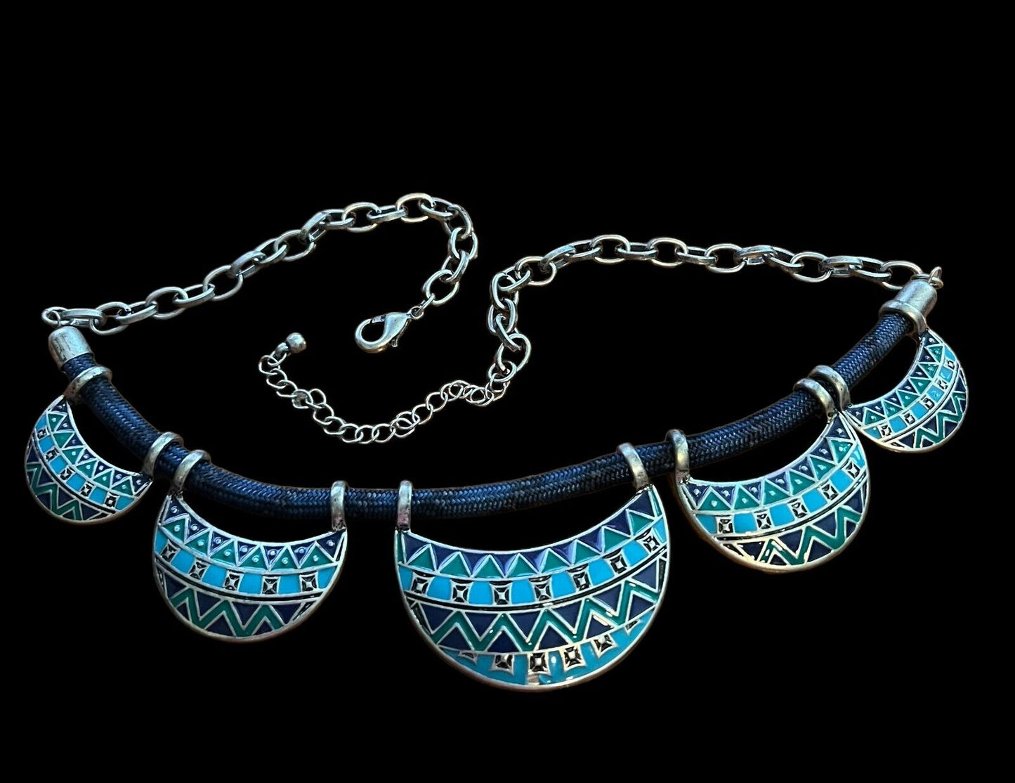 Bohemian South Western Style Fashion Jewelry Necklace Turquoise Color Black Cord