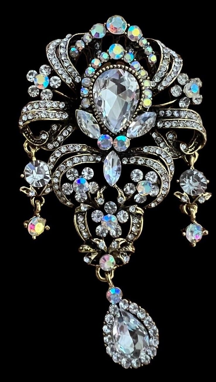 Fashion Jewelry Designer Style Cluster Pin Clear Rhinestones Big & Bold