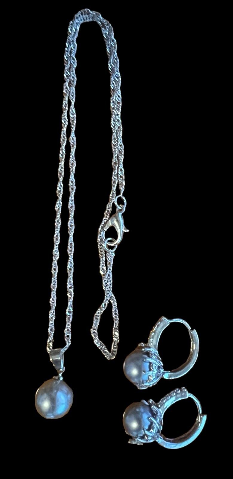 Fashion Jewelry Silvertone Gray Faux Pearl Necklace w/Earrings