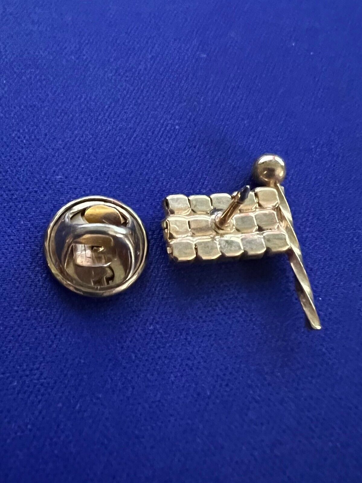Vintage US Flag Lapel/Tac Pin Rhinestone - Show your Pride!