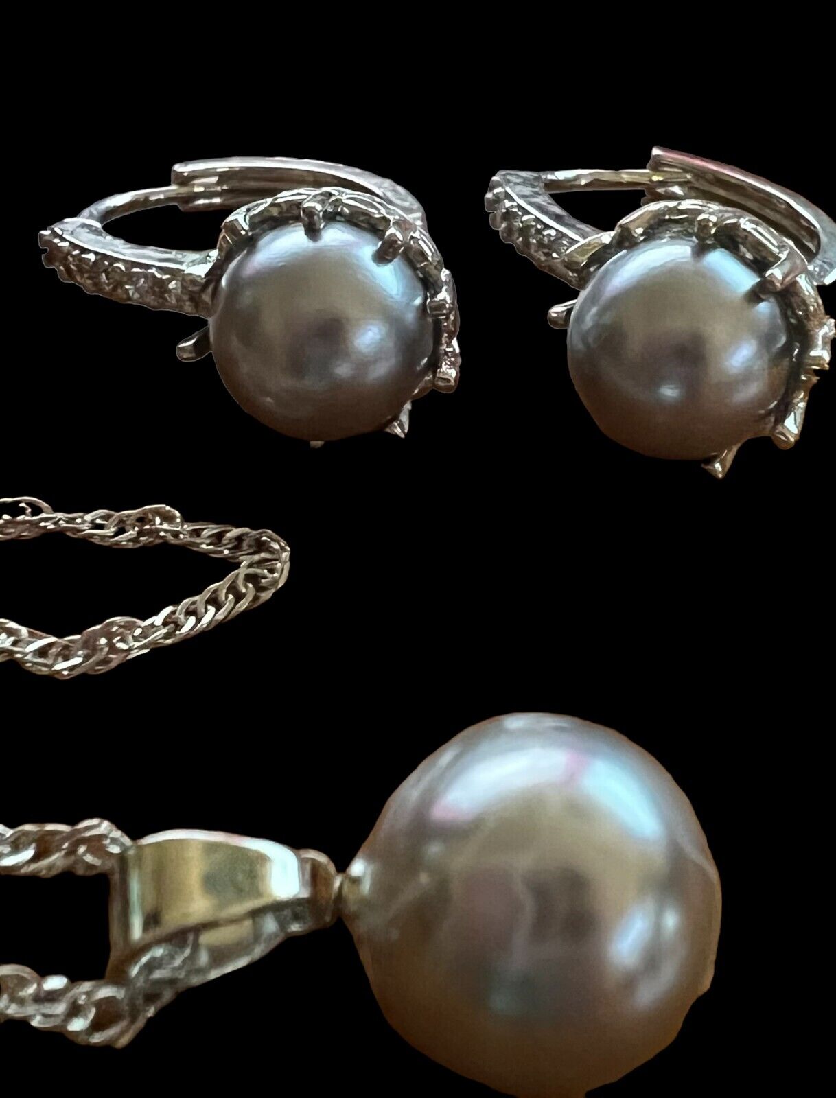 Fashion Jewelry Silvertone Gray Faux Pearl Necklace w/Earrings