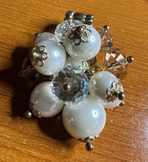 Vintage Crazy Fun Stretchable Faux Pearl Ring!