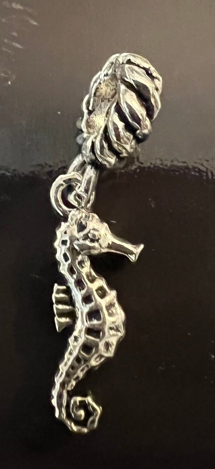 Fashion Silvertone Seahorse Bracelet Charm