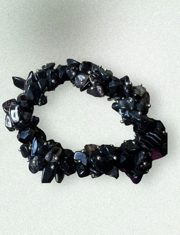 7" Bohemian Handmade Seed Beads With Mixed Black Chips Stretch Bracelet